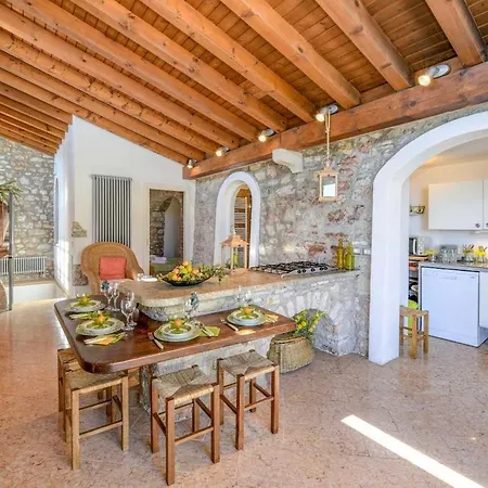 וילה Lemon Garden Retreat - Arbor *